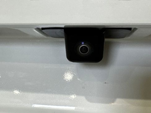 Used 2025 Kia Sorento S FWD image 27