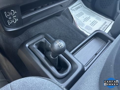 Used 2024 RAM 2500 Tradesman w/ Chrome Appearance Group image 4