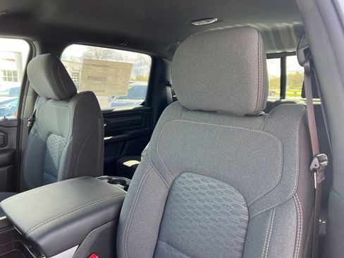 New 2026 RAM 1500 4x4 Crew Cab image 13