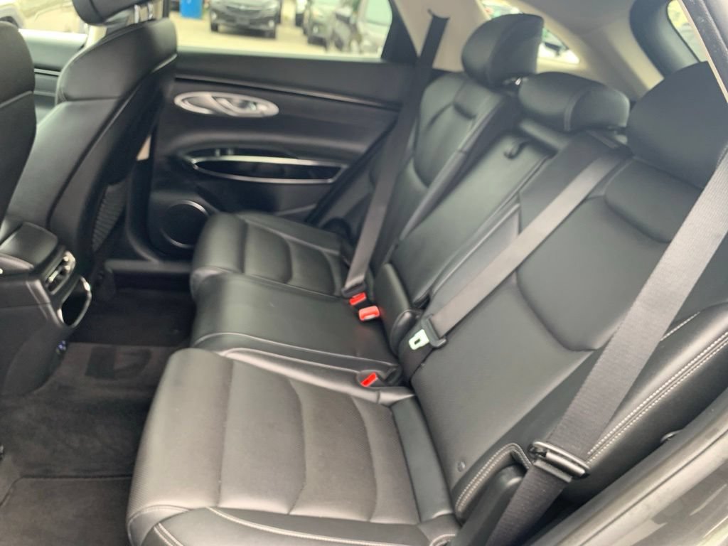 Used 2025 Genesis GV70 2.5T AWD/4WD image 17