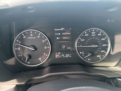 Used 2025 Subaru Forester Limited AWD/4WD image 33