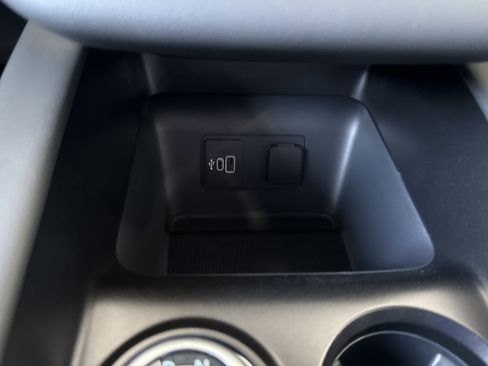 New 2026 Ford Explorer Active w/ Active Comfort Package image 27