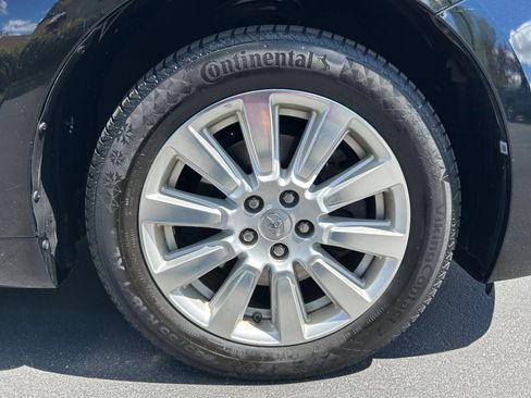 Used 2017 Toyota Sienna Limited image 33