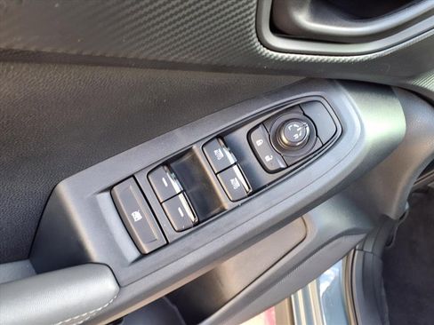 Certified 2025 Subaru Crosstrek 2.0i Premium image 8