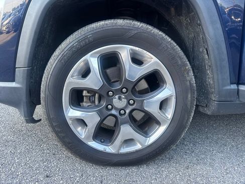 Used 2019 Jeep Compass Limited AWD/4WD image 21