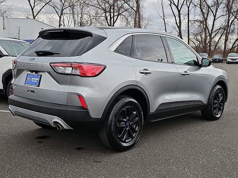 Used 2022 Ford Escape SE w/ Cold Weather Package AWD/4WD image 7