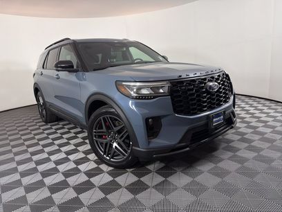 Used 2025 Ford Explorer ST