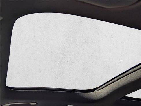 Certified 2022 Mercedes-Benz GLA 250 4MATIC image 15