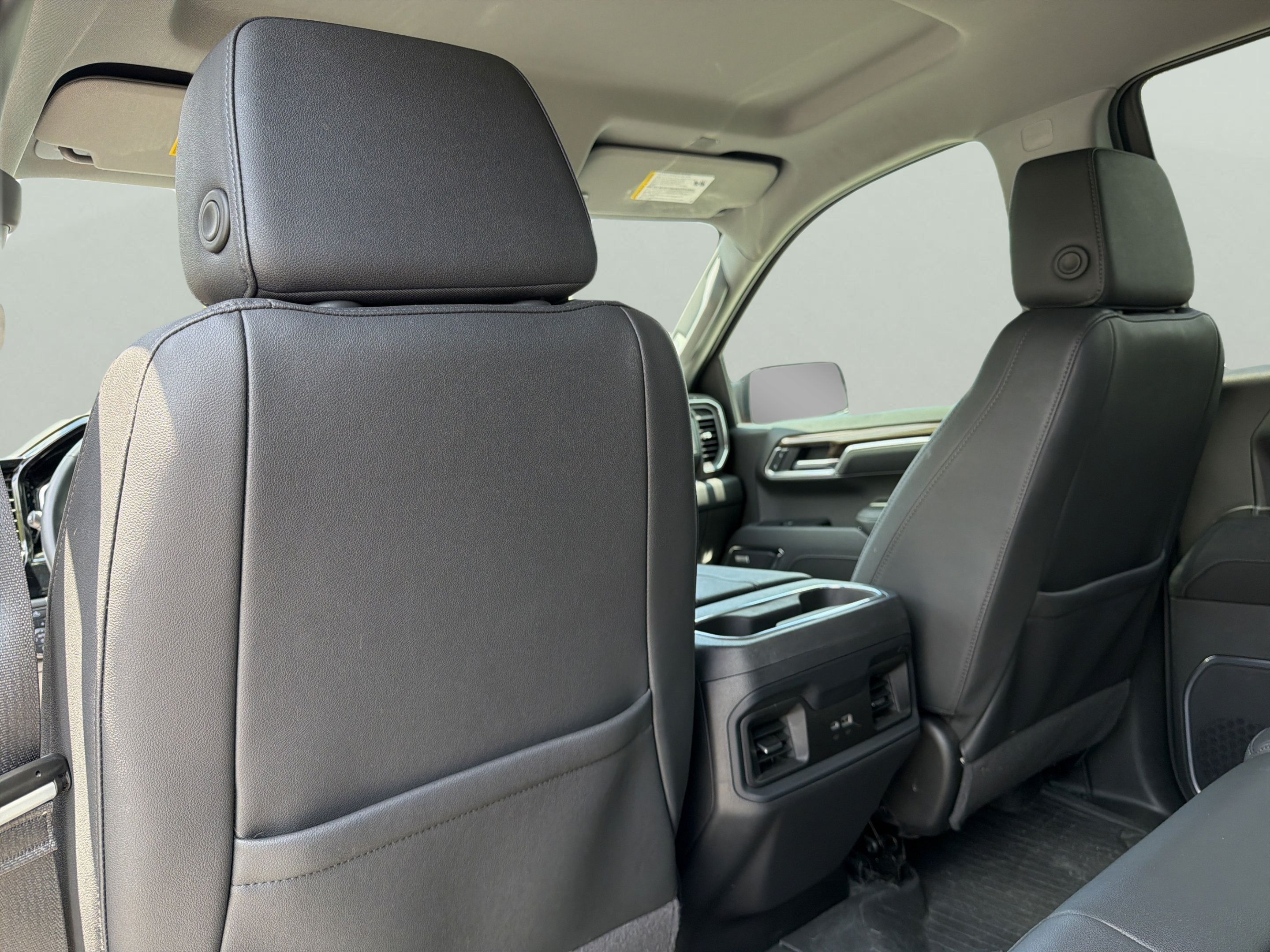 Used 2025 Chevrolet Silverado 1500 LT Trail Boss w/ Convenience Package II AWD/4WD image 22