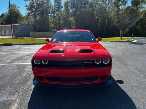Used 2023 Dodge Challenger SRT Hellcat w/ Driver Convenience Group image 5