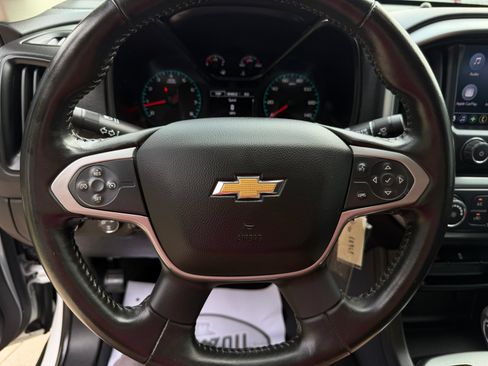 Used 2022 Chevrolet Colorado LT w/ LT Convenience Package AWD/4WD image 22