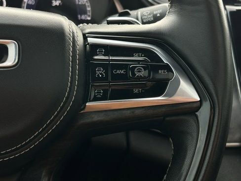 Used 2022 Jeep Grand Cherokee Overland w/ Adv Protech Group III image 43