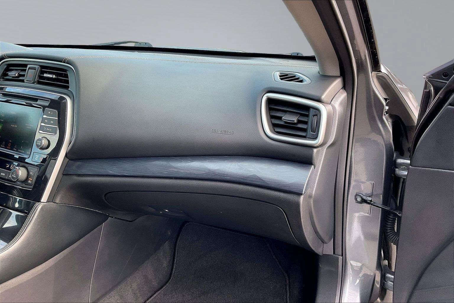 Certified 2023 Nissan Maxima Platinum w/ Sport Mat Group FWD image 18