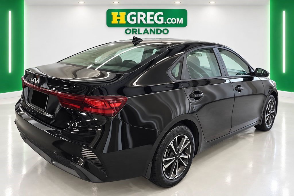 Used 2024 Kia Forte LXS FWD image 6