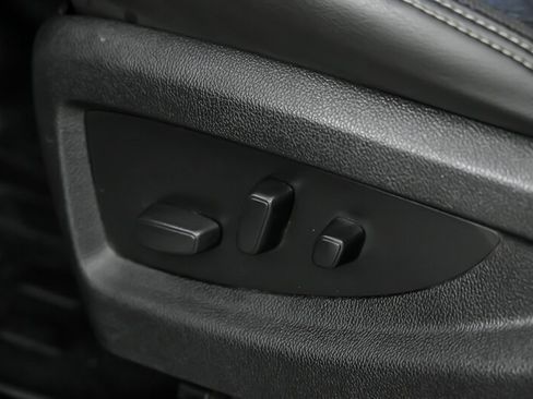 Used 2019 GMC Sierra 3500 Denali w/ Duramax Plus Package AWD/4WD image 23