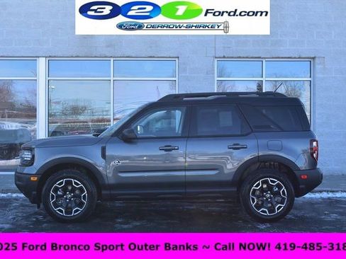 New 2025 Ford Bronco Sport Outer Banks image 2