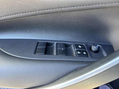 Used 2020 Toyota Corolla SE image 15