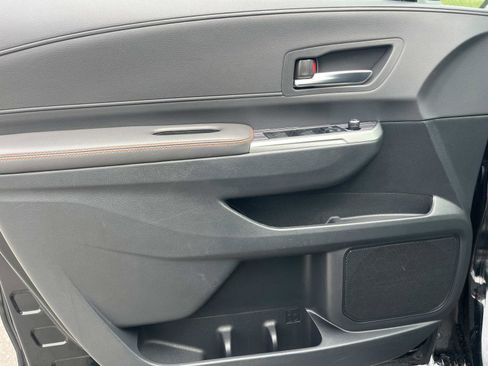 Used 2021 Toyota Sienna XSE image 17