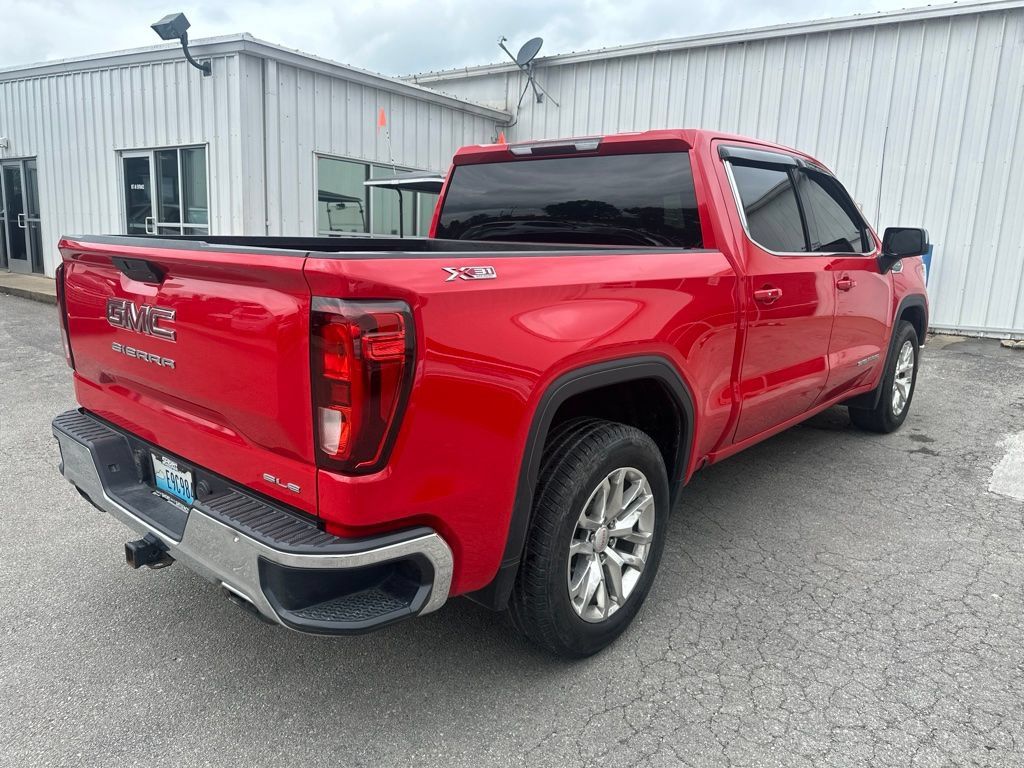Used 2020 GMC Sierra 1500 SLE w/ X31 Off-Road Package AWD/4WD image 3