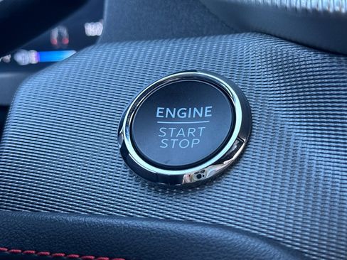 Used 2025 Ford Explorer ST-Line w/ ST-Line Street Pack image 22