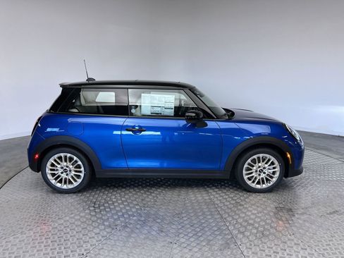 New 2026 MINI Cooper S image 10