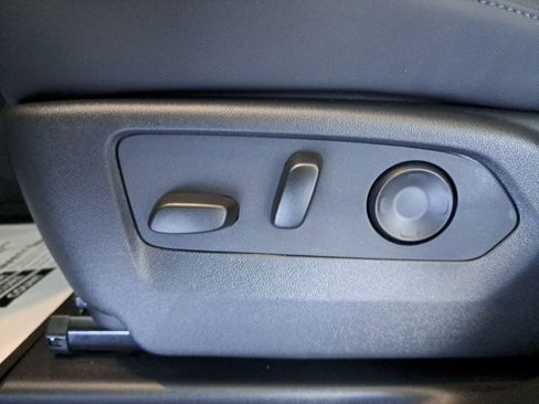 New 2026 GMC Hummer EV SUV image 17