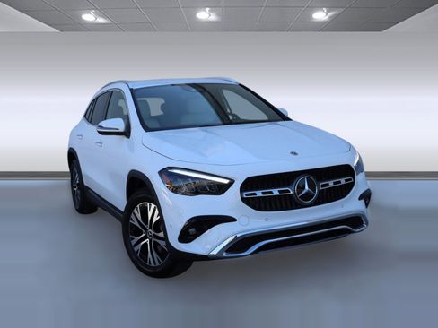 New 2025 Mercedes-Benz GLA 250 GLA 250 image 18