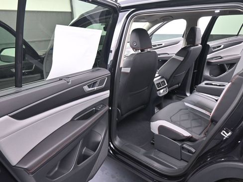 New 2026 Volkswagen Atlas Peak Edition AWD/4WD image 39