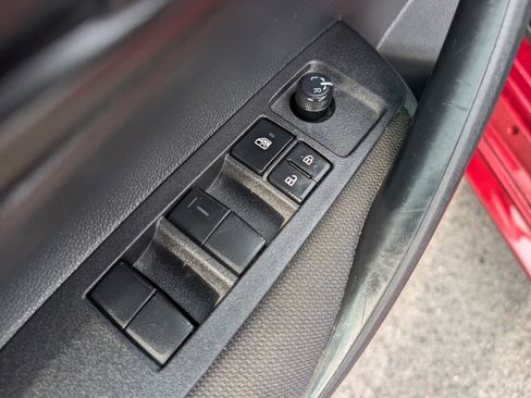 Used 2025 Toyota Corolla LE FWD image 15