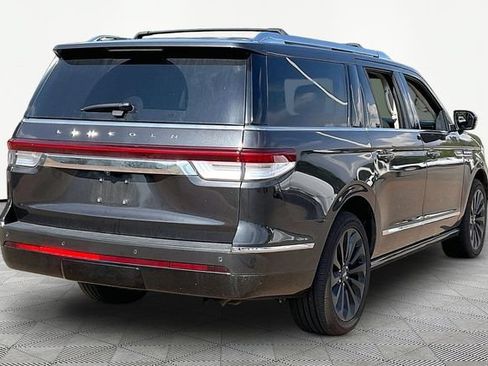 Used 2022 Lincoln Navigator L Reserve AWD/4WD image 5