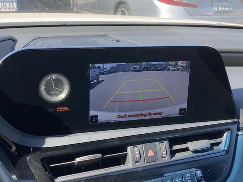 Used 2024 Lexus ES 350 w/ Premium Package FWD image 10