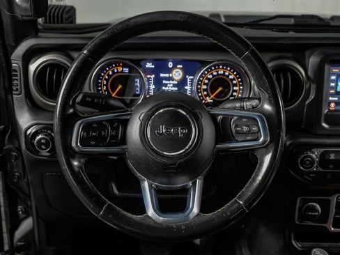 Used 2020 Jeep Gladiator Sport w/ Quick Order Package 24S image 17