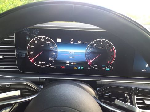Certified 2024 Mercedes-Benz GLS 450 4MATIC image 25