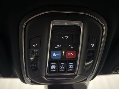 New 2026 Jeep Grand Cherokee L Limited w/ Limited Altitude Package image 31