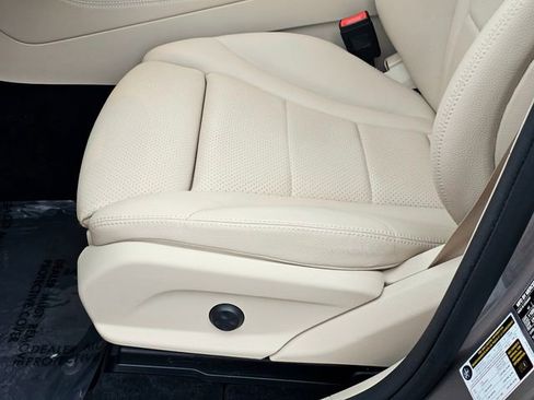 Used 2020 Mercedes-Benz GLC 300 GLC 300 image 18