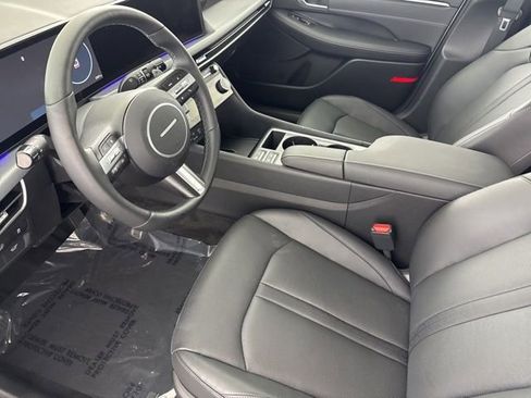 Used 2025 Hyundai Sonata Limited FWD image 22