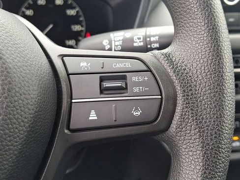 Certified 2023 Honda HR-V LX image 22