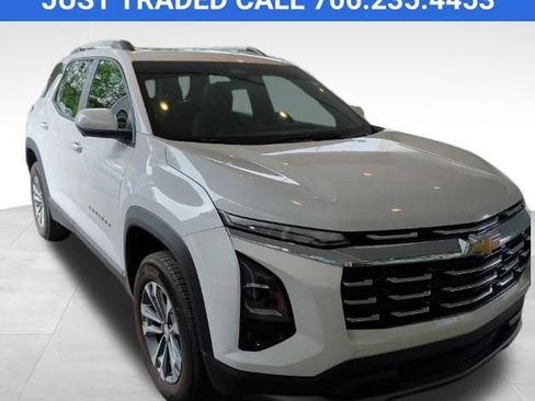 Used 2025 Chevrolet Equinox LT w/ Convenience Package II AWD/4WD image 1