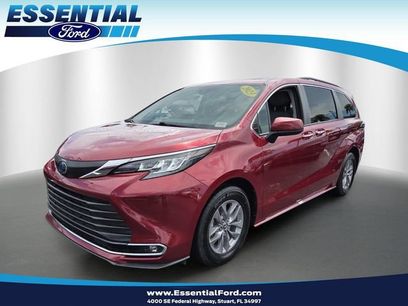 Used 2023 Toyota Sienna XLE