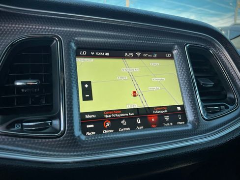 Used 2018 Dodge Challenger SRT Hellcat image 32