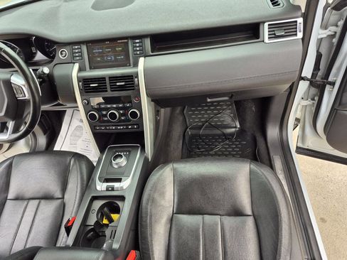 Used 2015 Land Rover Discovery Sport HSE AWD/4WD image 18