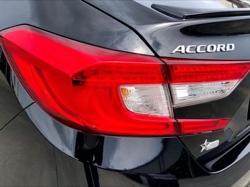 Used 2022 Honda Accord Sport image 29