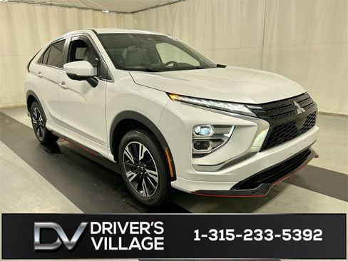 Used 2024 Mitsubishi Eclipse Cross SEL image 1