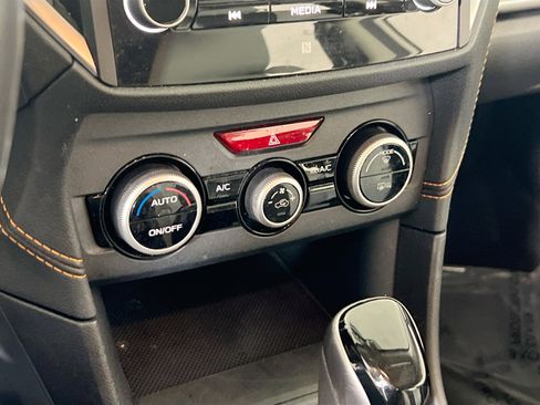 Used 2023 Subaru Crosstrek 2.5i Limited w/ Moonroof Package AWD/4WD image 15