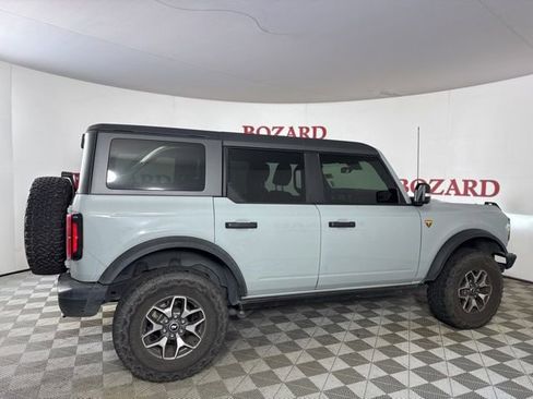 Used 2021 Ford Bronco Badlands image 9