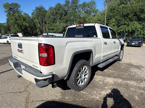 Used 2015 GMC Sierra 1500 Denali w/ Driver Alert Package image 5