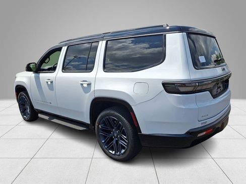 New 2026 Jeep Grand Wagoneer 4WD image 5