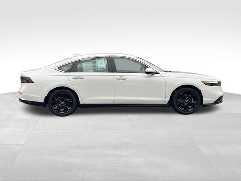 Used 2023 Honda Accord LX image 3