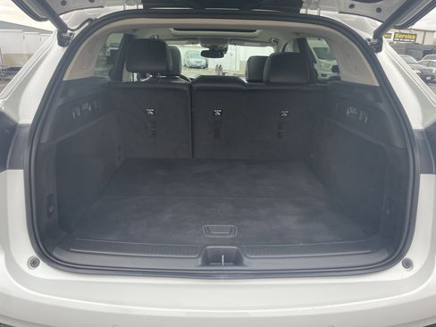 Used 2023 Buick Envision Essence w/ Sport Touring Package image 9