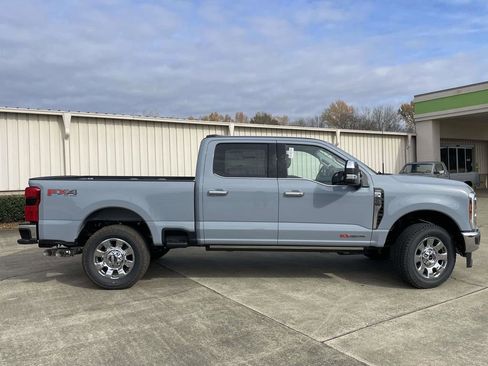 New 2026 Ford F250 Lariat w/ Lariat Ultimate Package AWD/4WD image 2